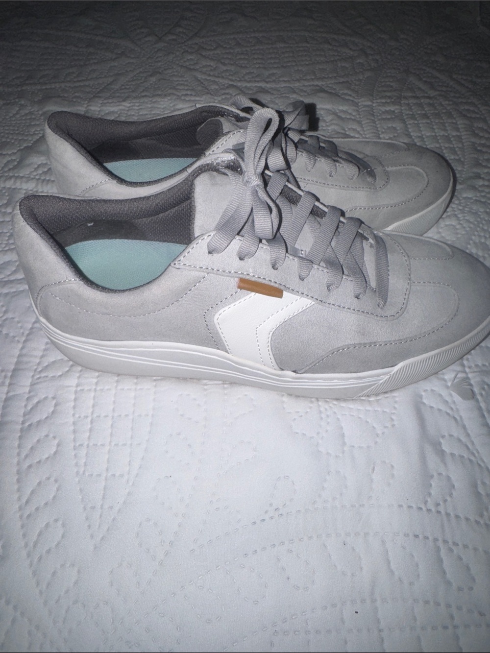 Dr. Scholl's Light Gray and White Women's Lace-Up Sneakers